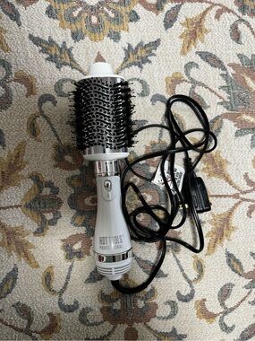Hot Tools Professional White Rotating Hot Air Brush - Volumizing Styler